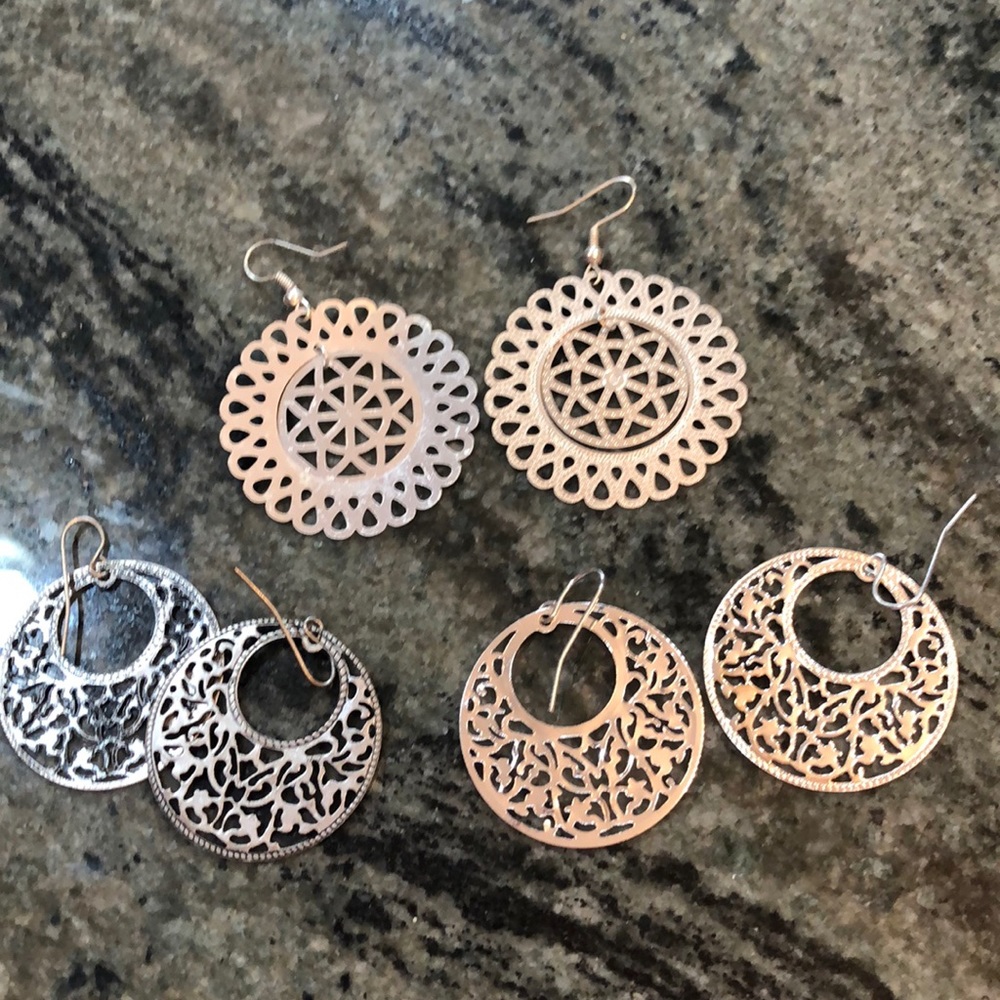 Silver lace style earrings